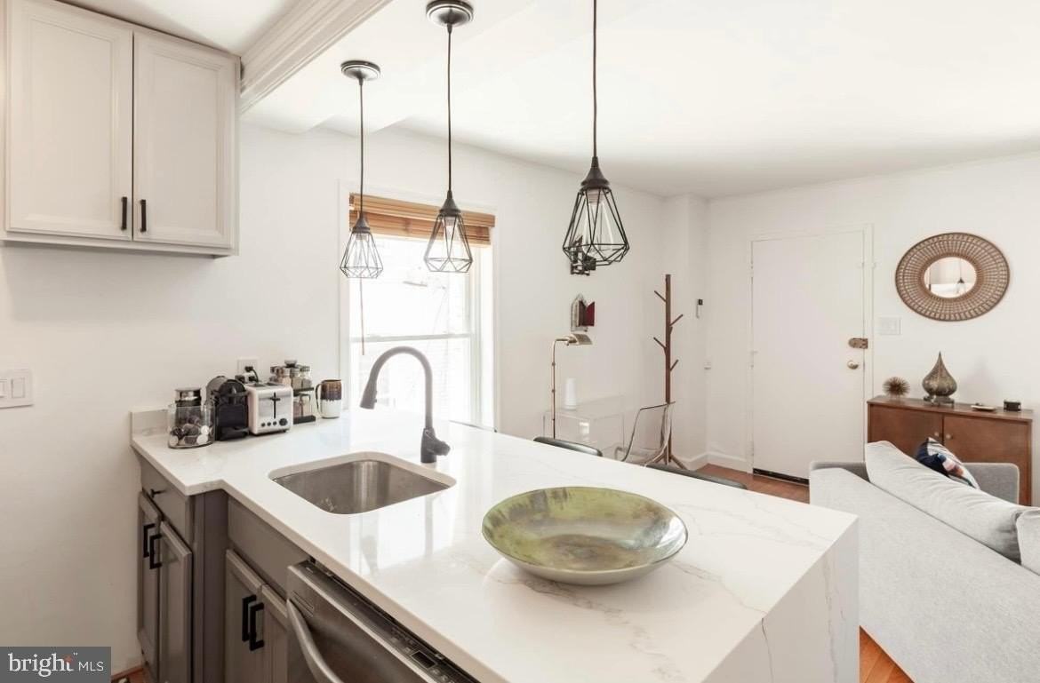 2119 N St Nw #4 - Photo 2 of 25