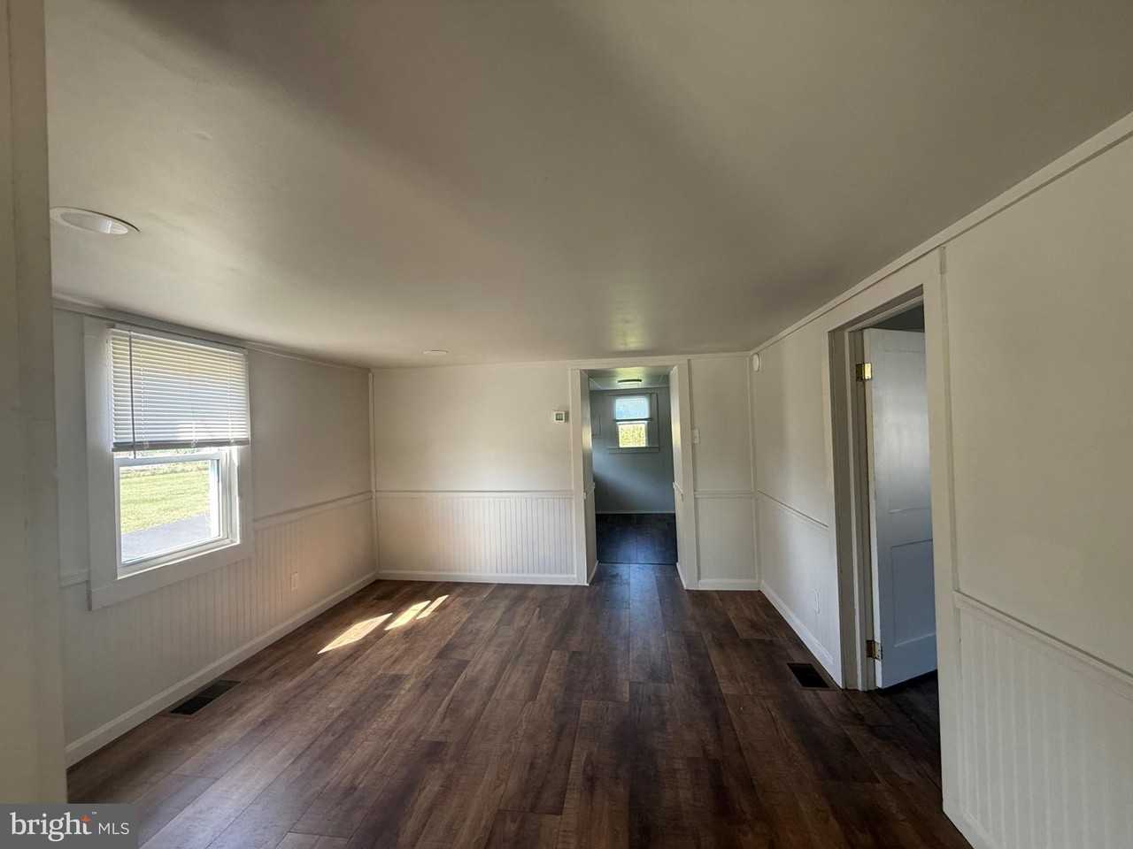 263 Willow Tree Cir - Photo 7 of 9