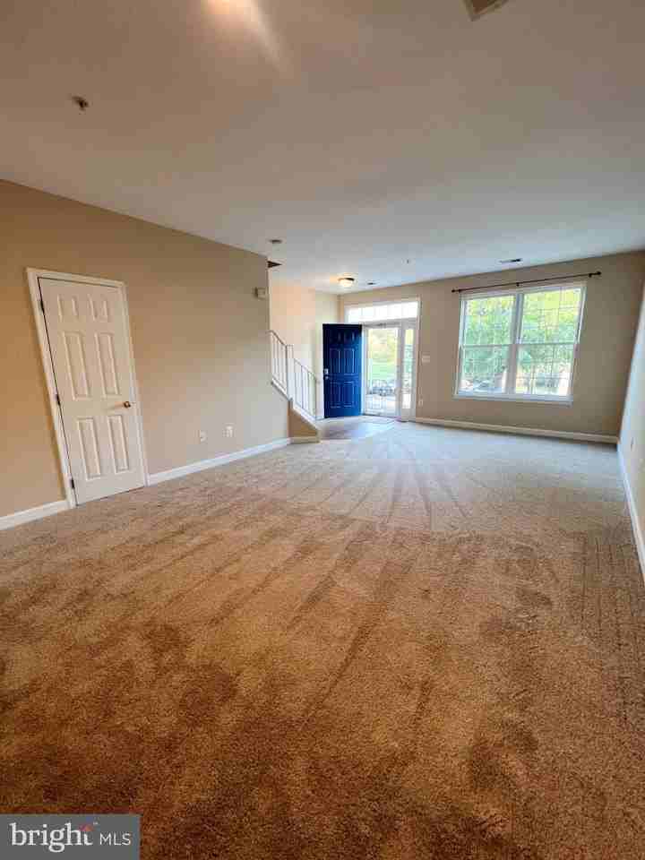 8646 Willow Leaf Ln - Photo 4 of 30
