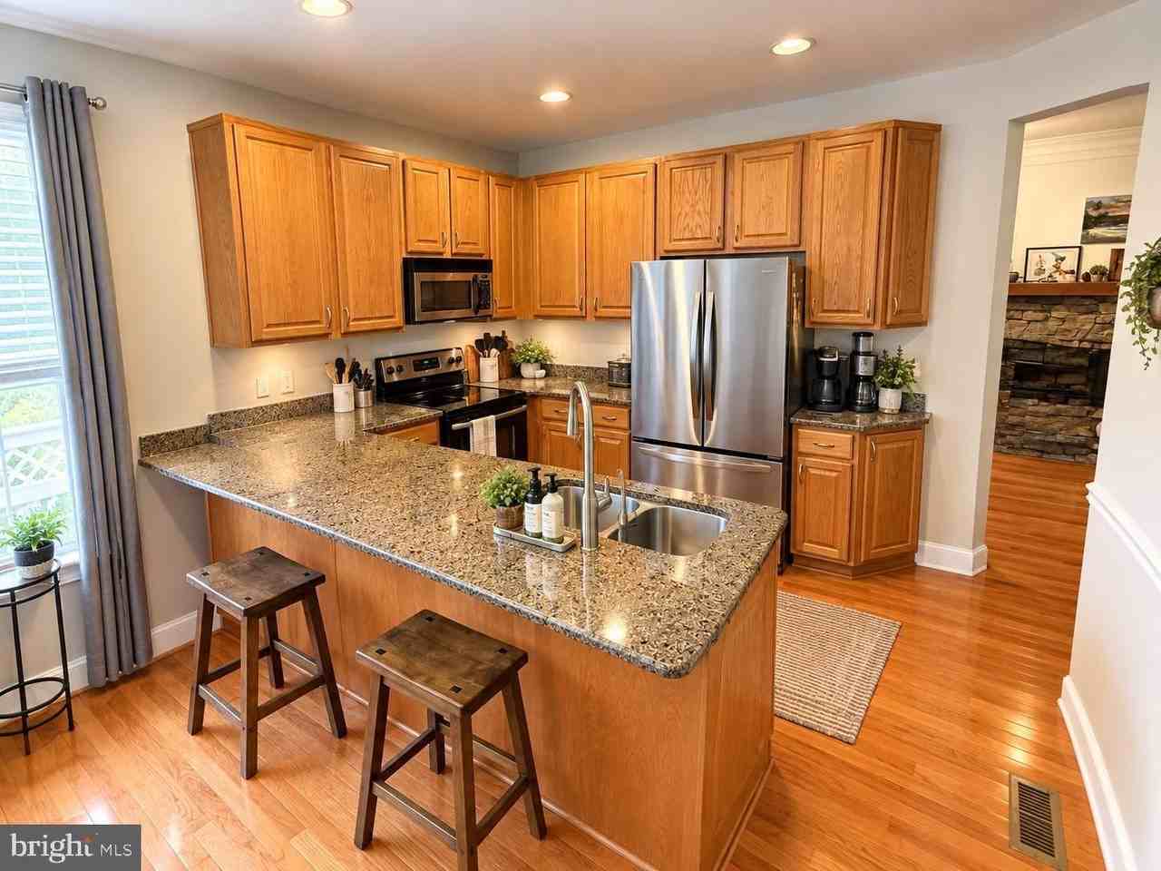 622 Cypress Ln - Photo 2 of 6