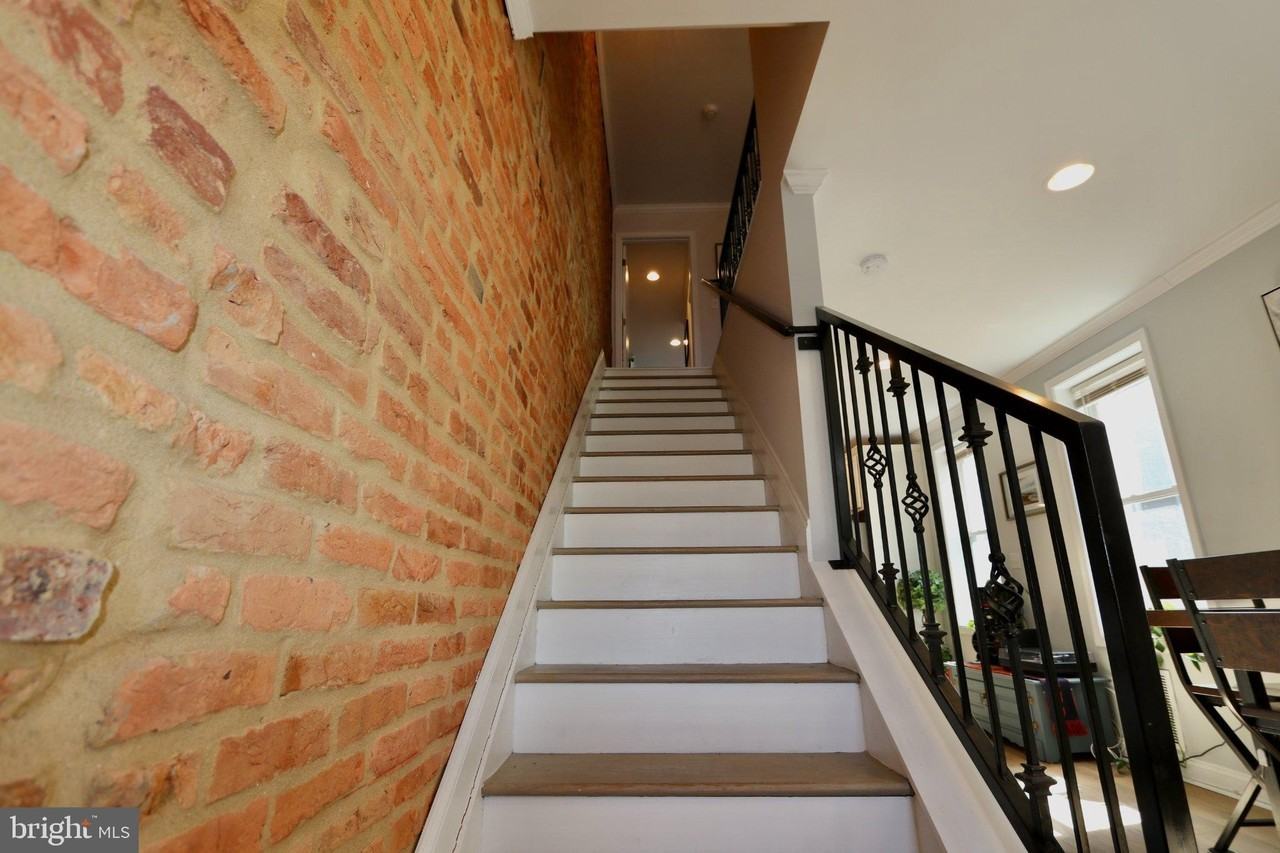 1 N Bradford St - Photo 6 of 23