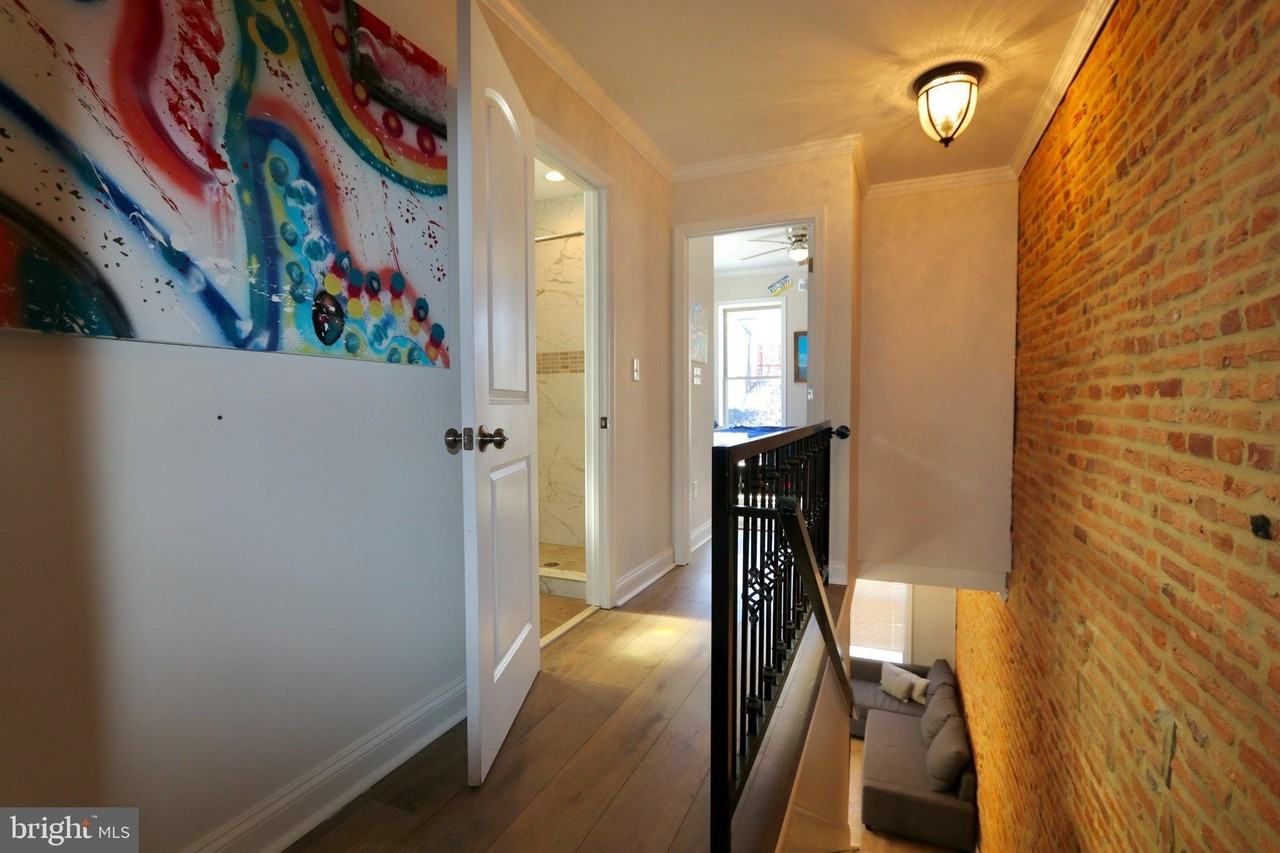 1 N Bradford St - Photo 7 of 23