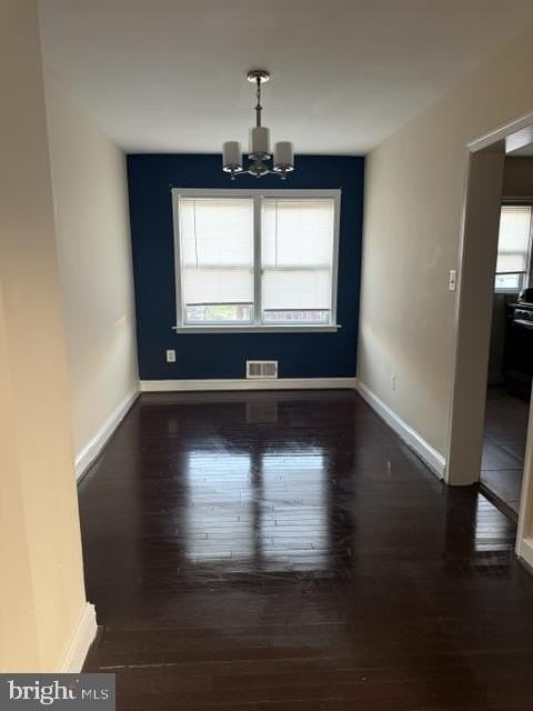 2136 Redthorn Rd - Photo 5 of 25