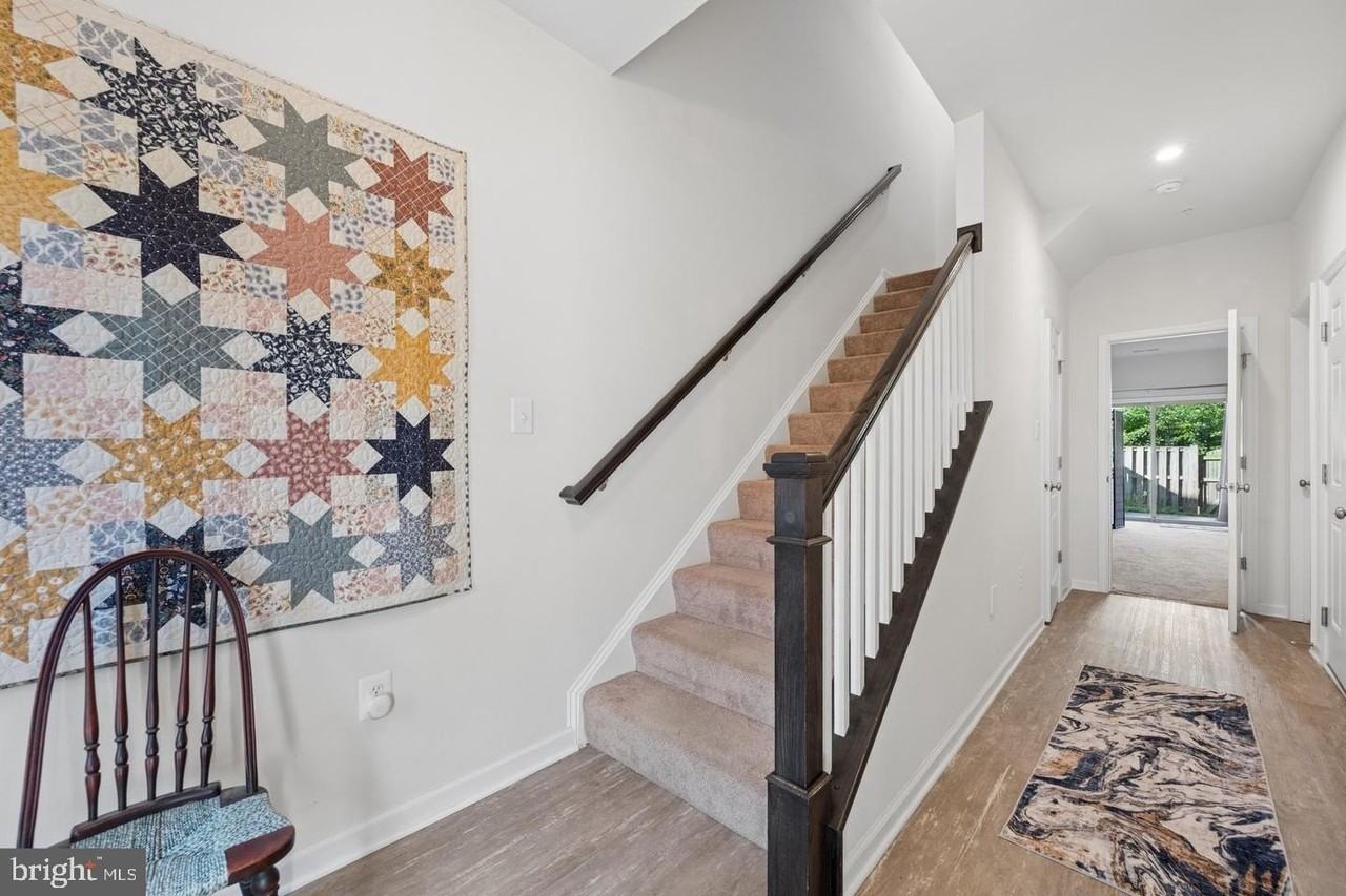 8463 Randell Ridge Rd - Photo 4 of 50