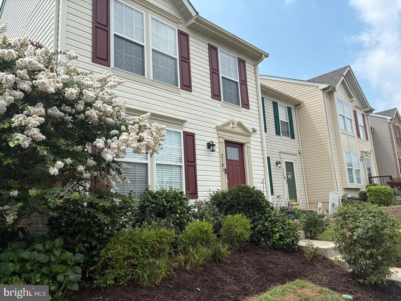 2161 Haven Oak Ct - Photo 2 of 43