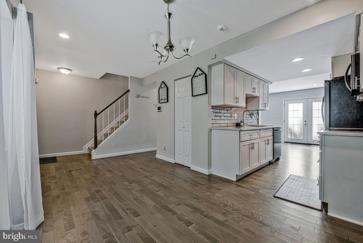 7054 Palamar Turn - Photo 7 of 39