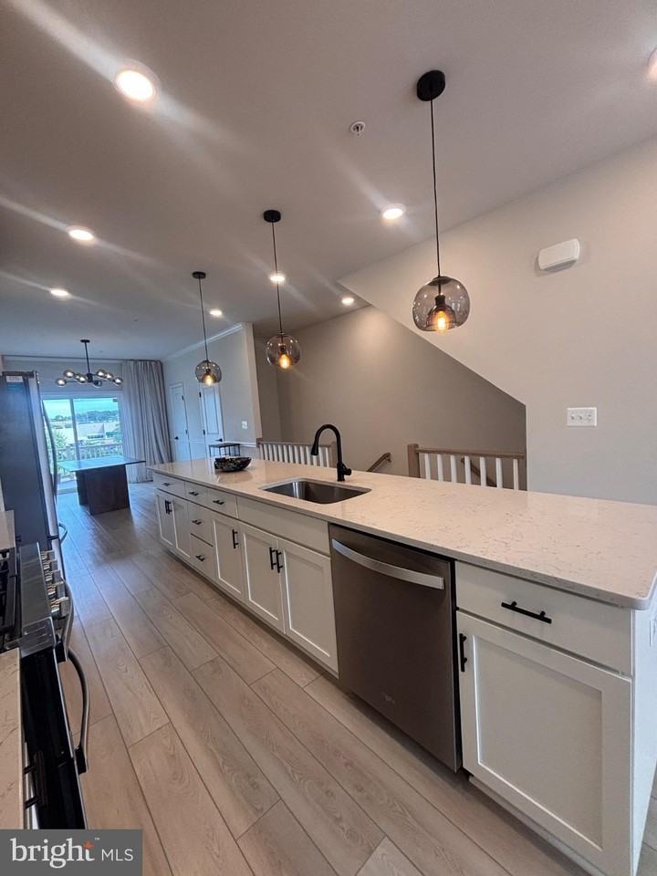 4826 Vista Glen Ln - Photo 4 of 46