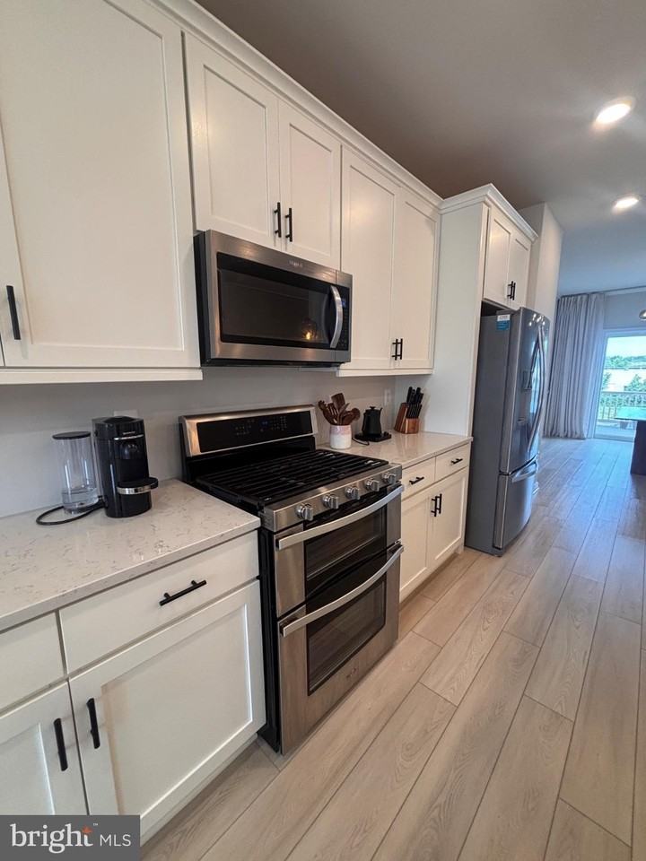 4826 Vista Glen Ln - Photo 5 of 46
