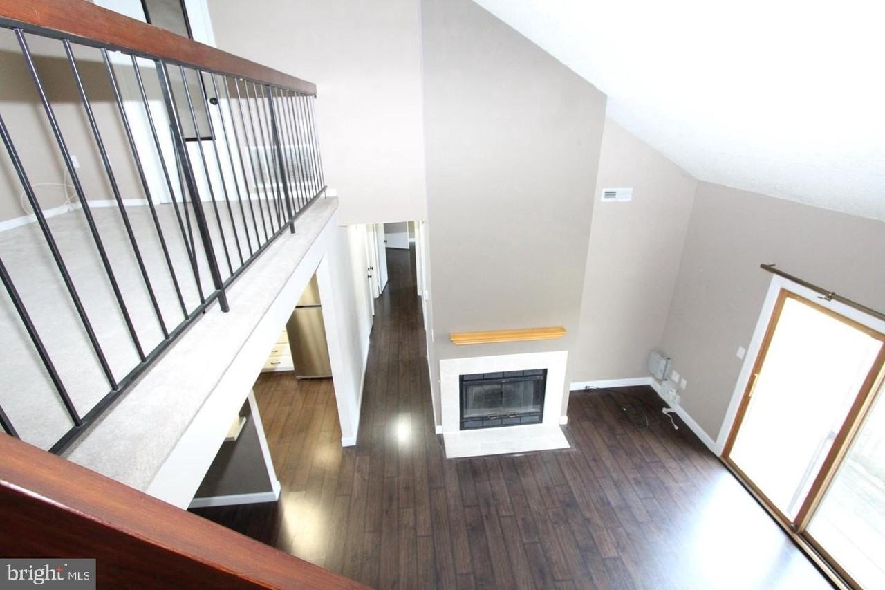 604 Ravens Crest Dr - Photo 6 of 31