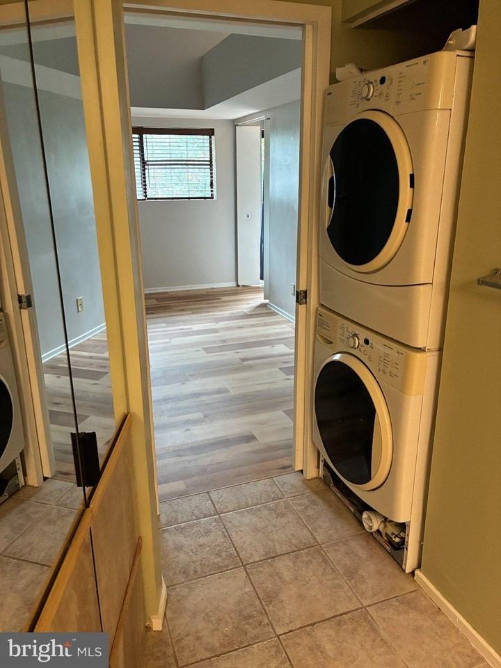 640 Geneva Dr #12 - Photo 6 of 18
