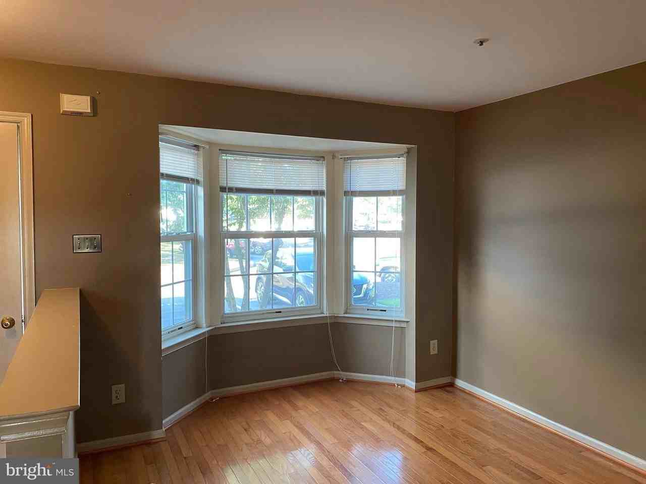 309 Huntington Ct #57 - Photo 2 of 21