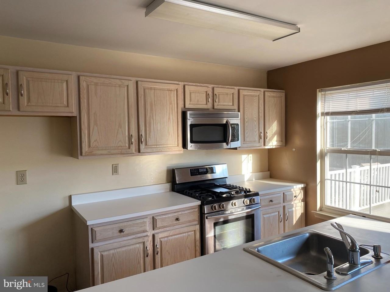 309 Huntington Ct #57 - Photo 4 of 21