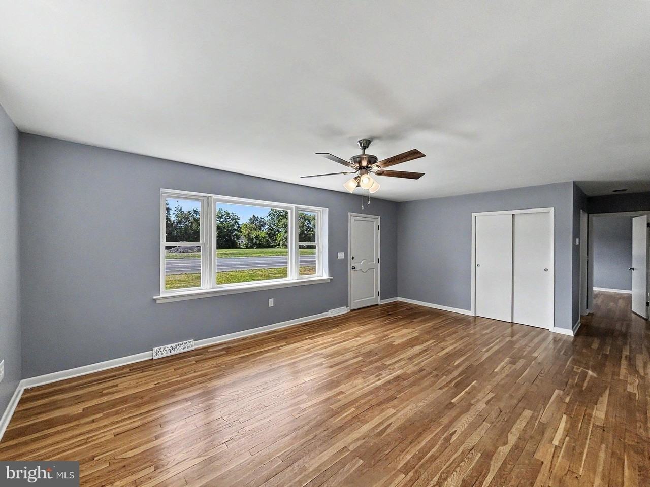 4615 Lincoln Way E - Photo 3 of 20
