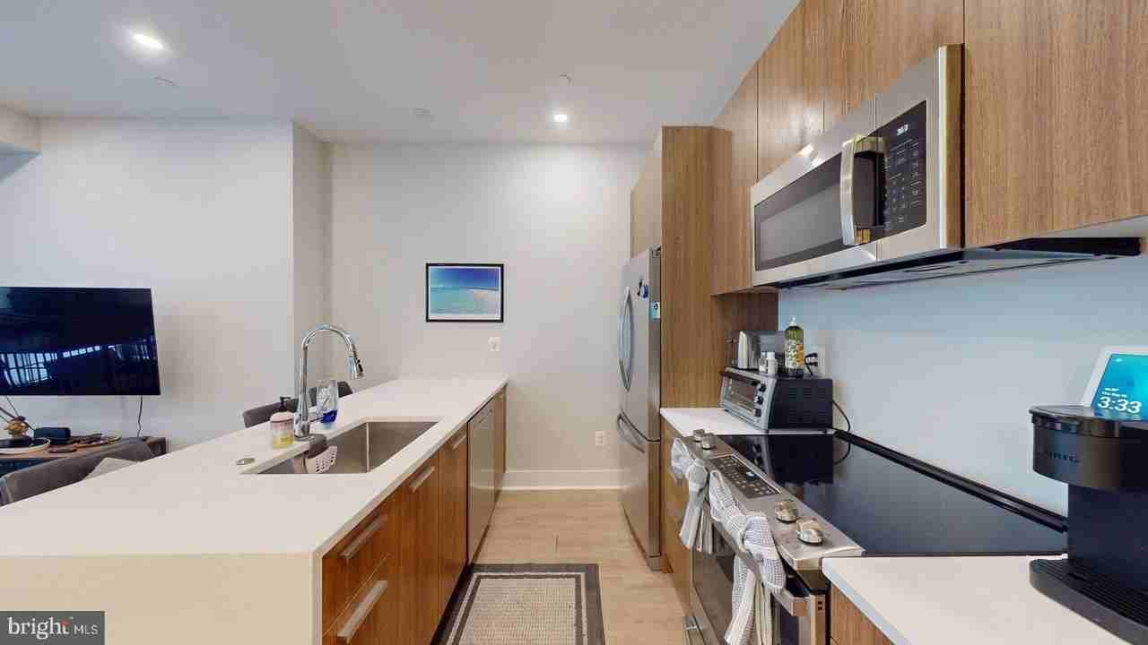 1118 S Highland St #2 - Photo 5 of 11