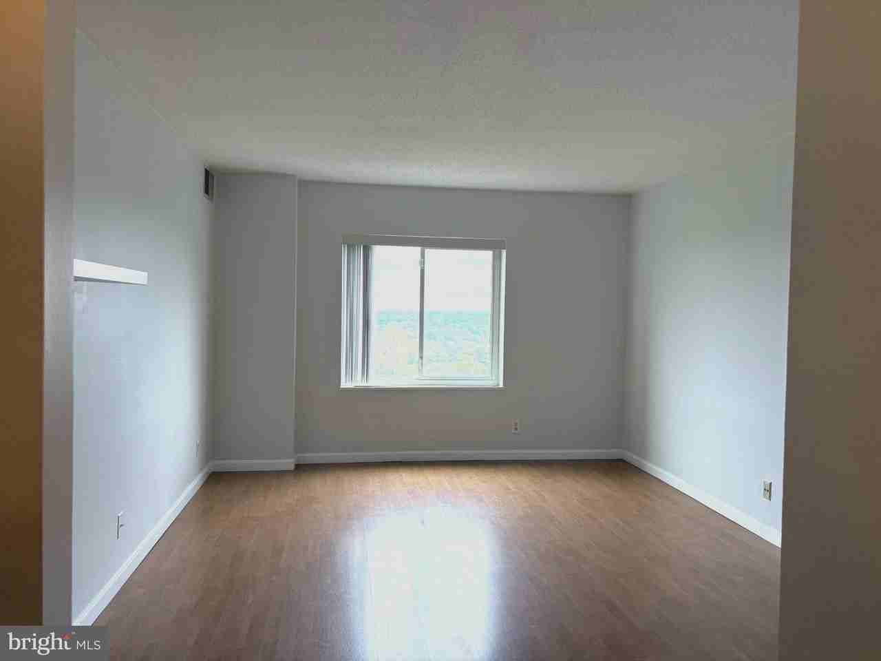 8380 Greensboro Dr #718 - Photo 7 of 30