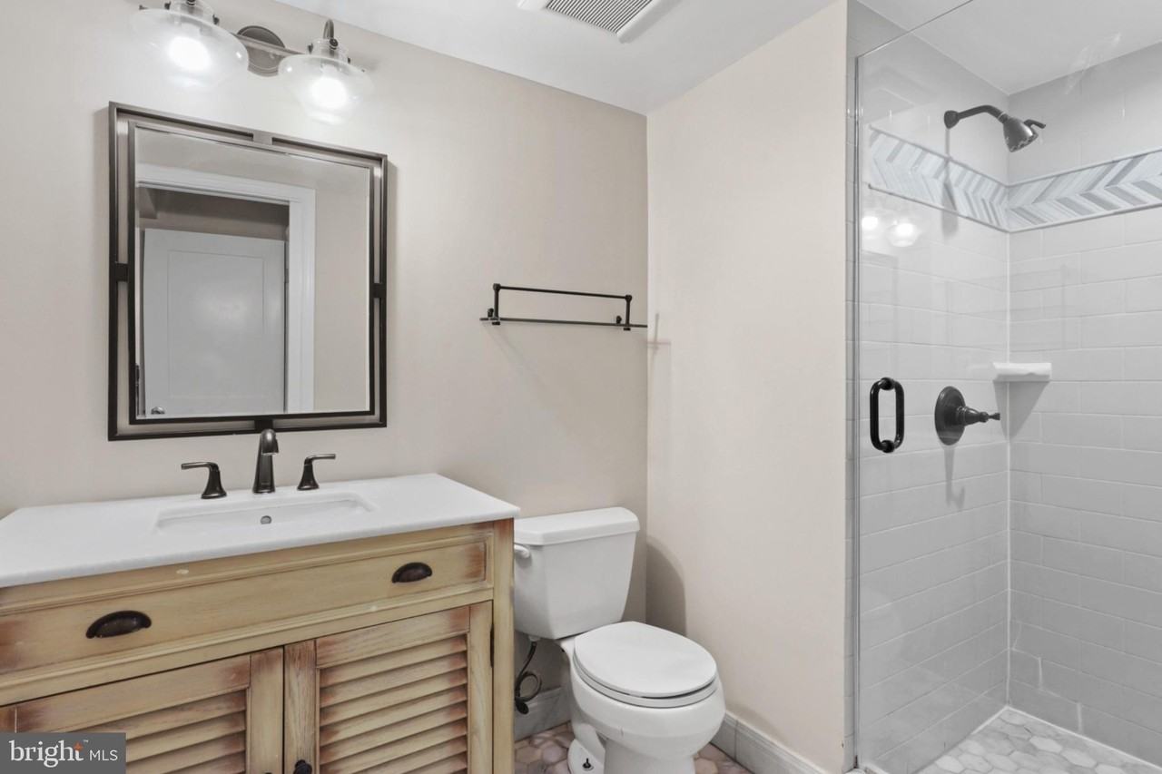 7600 Tremayne Pl #208 - Photo 7 of 28