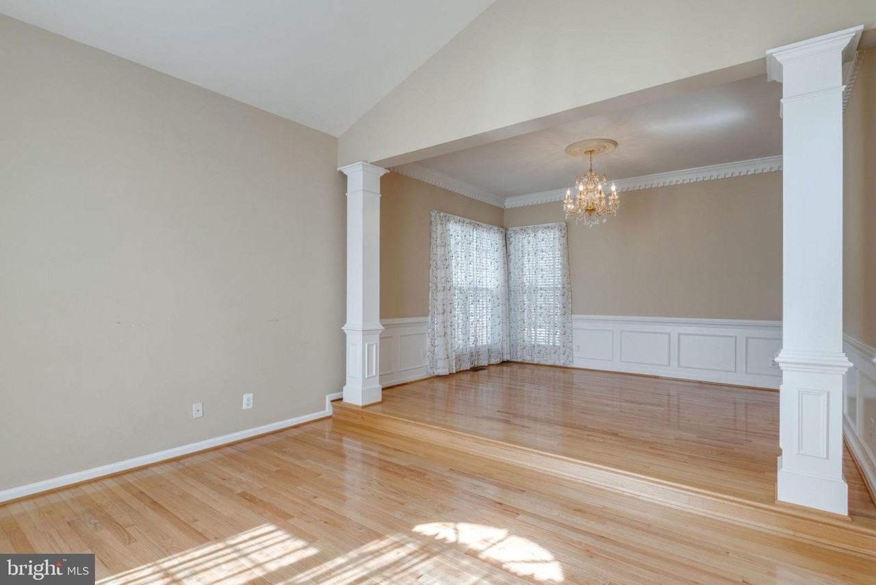 12844 Williams Meadow Ct - Photo 5 of 41