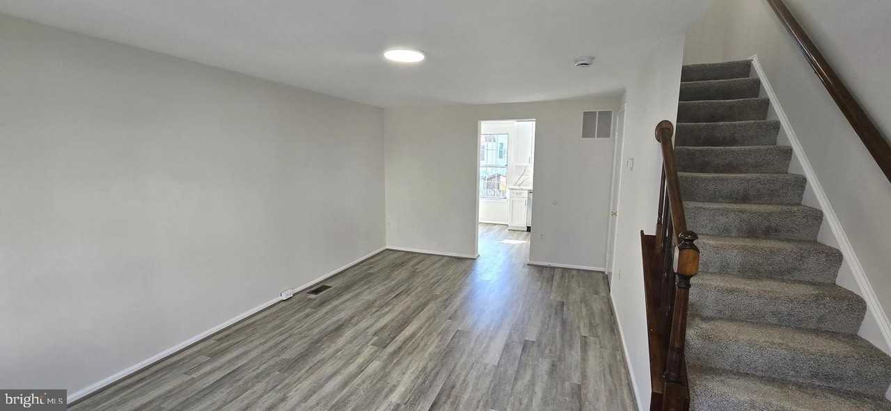15 Asbury Way - Photo 3 of 19