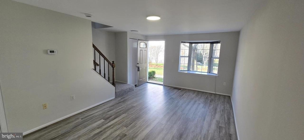 15 Asbury Way - Photo 5 of 19