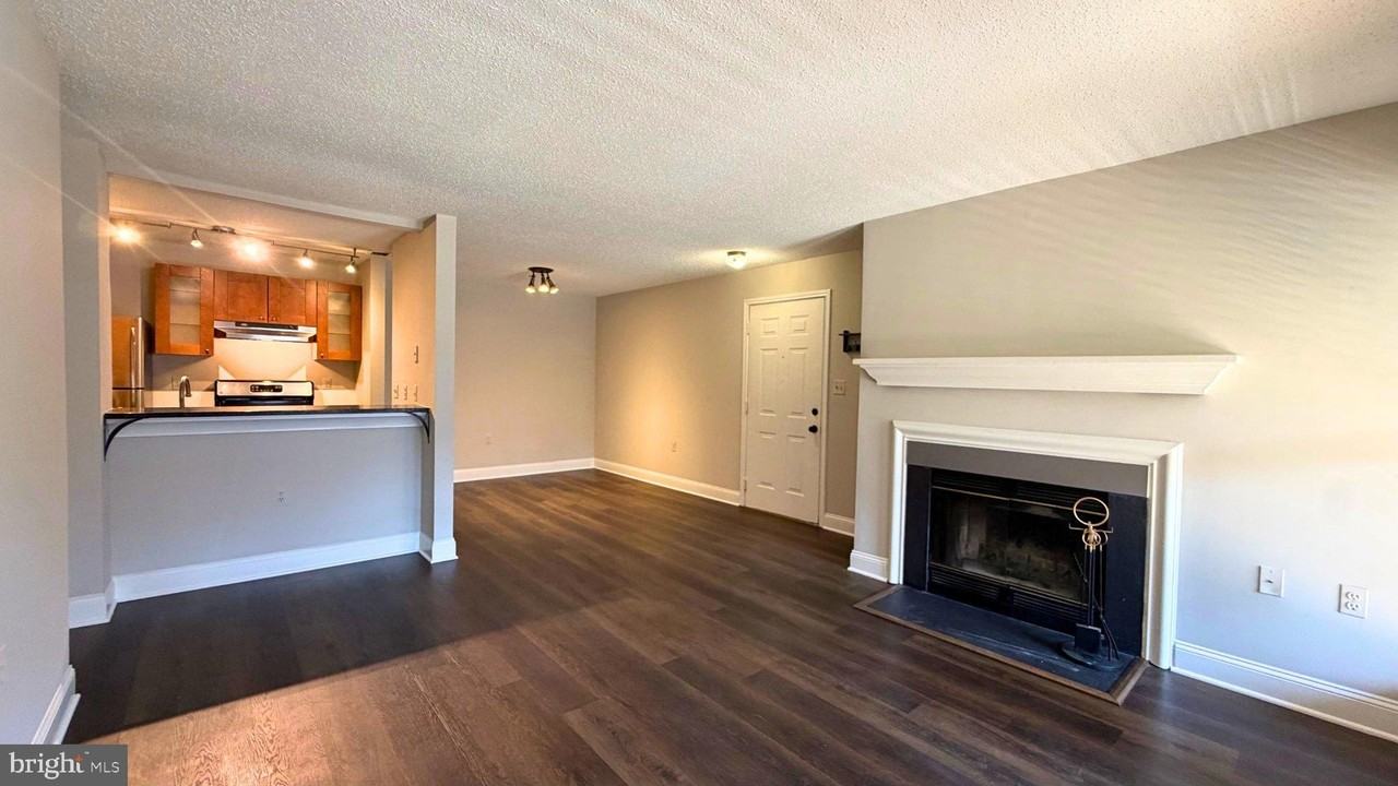 20979 Timber Ridge Ter #204 - Photo 3 of 13