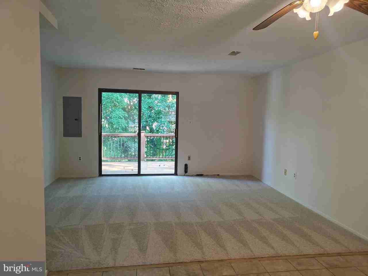 15245 Coachman Ter - Photo 6 of 20