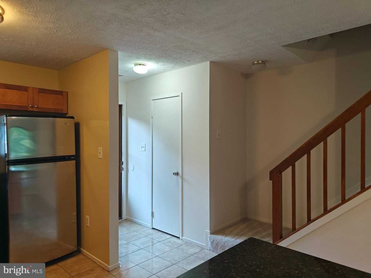 15245 Coachman Ter - Photo 7 of 20