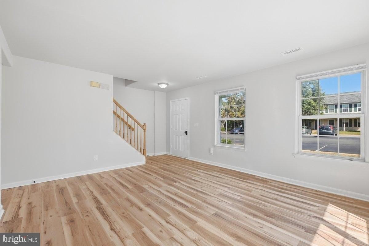 9918 Matti Hill Ct - Photo 4 of 31