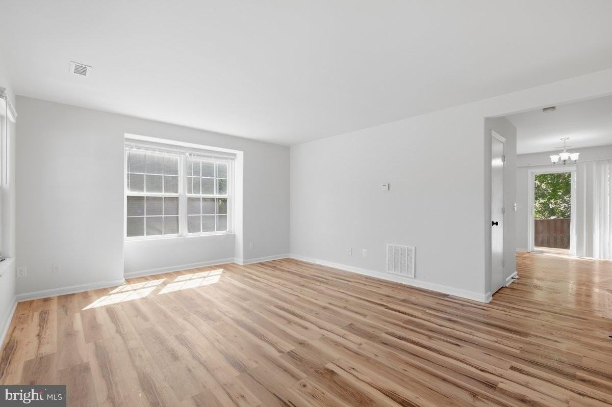 9918 Matti Hill Ct - Photo 5 of 31