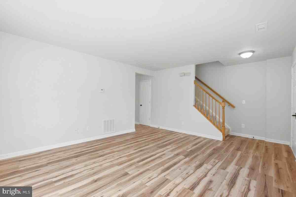 9918 Matti Hill Ct - Photo 7 of 31