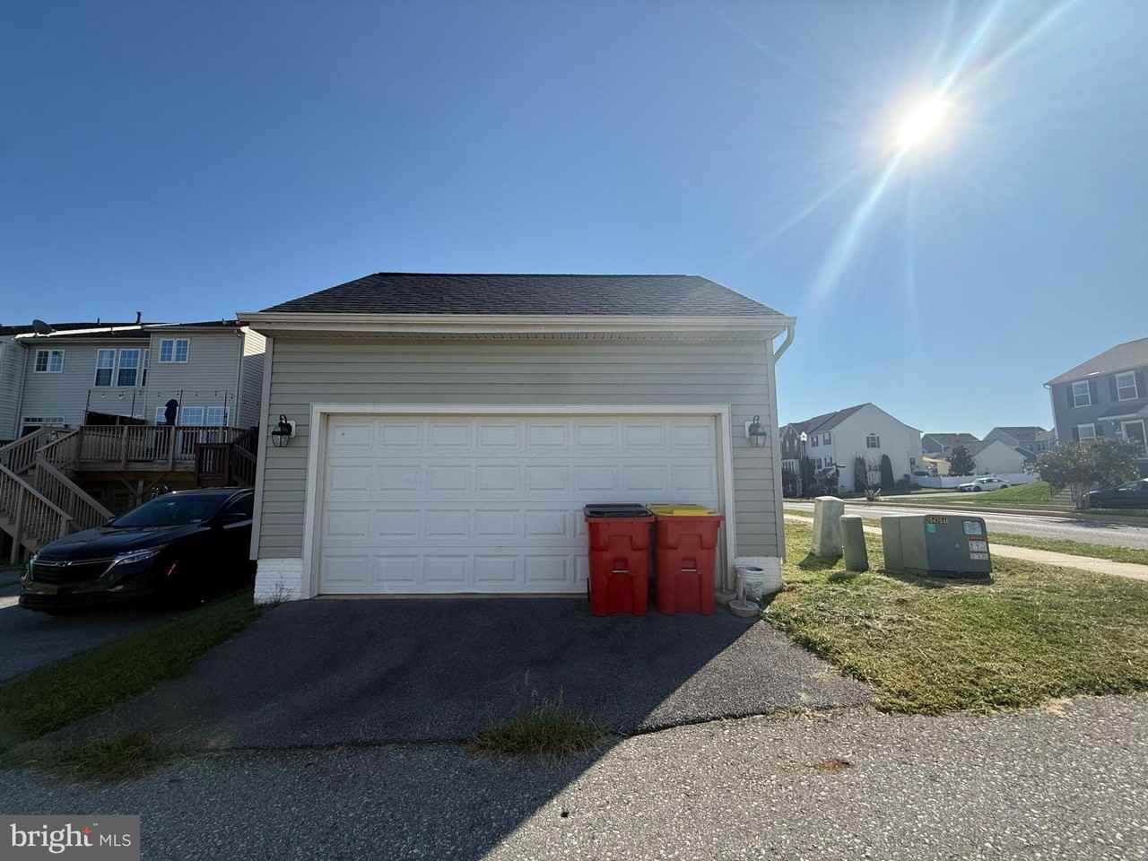 60 Deerbrook Dr - Photo 4 of 32