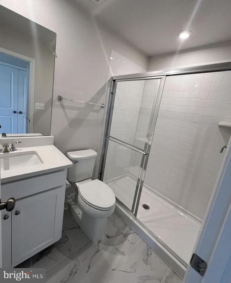94 Coolidge Ave - Photo 7 of 9