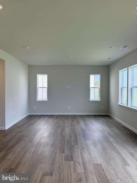 44 Forest Grove Ave - Photo 5 of 9