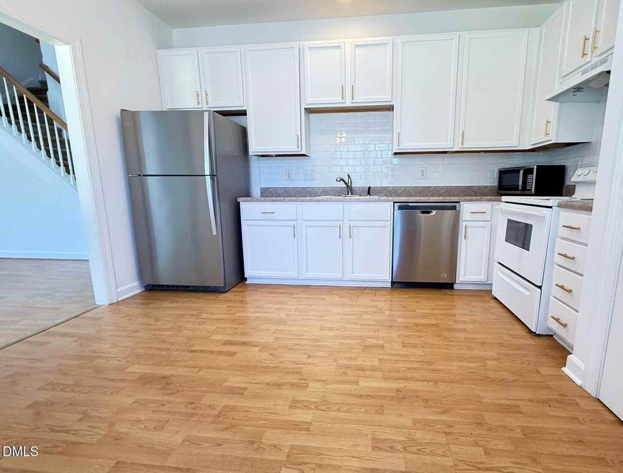 2701 Sterling Park Dr - Photo 6 of 28