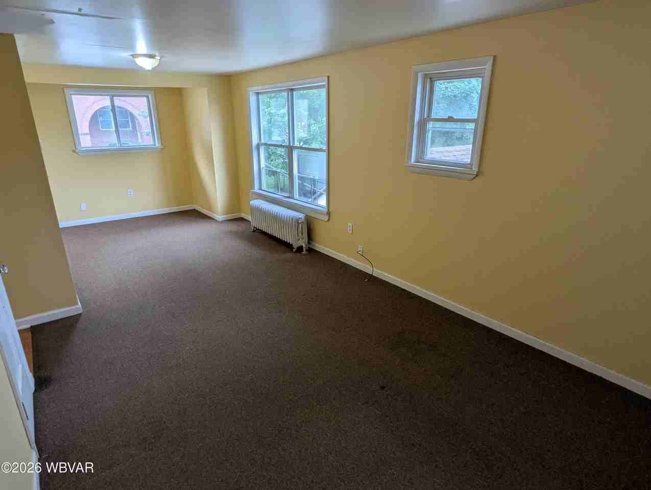 660 2nd Ave - Photo 2 of 10
