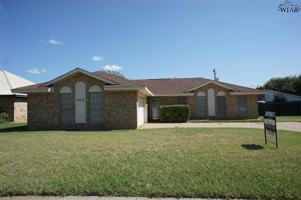 featured image of 4613 Spring Shadow Dr