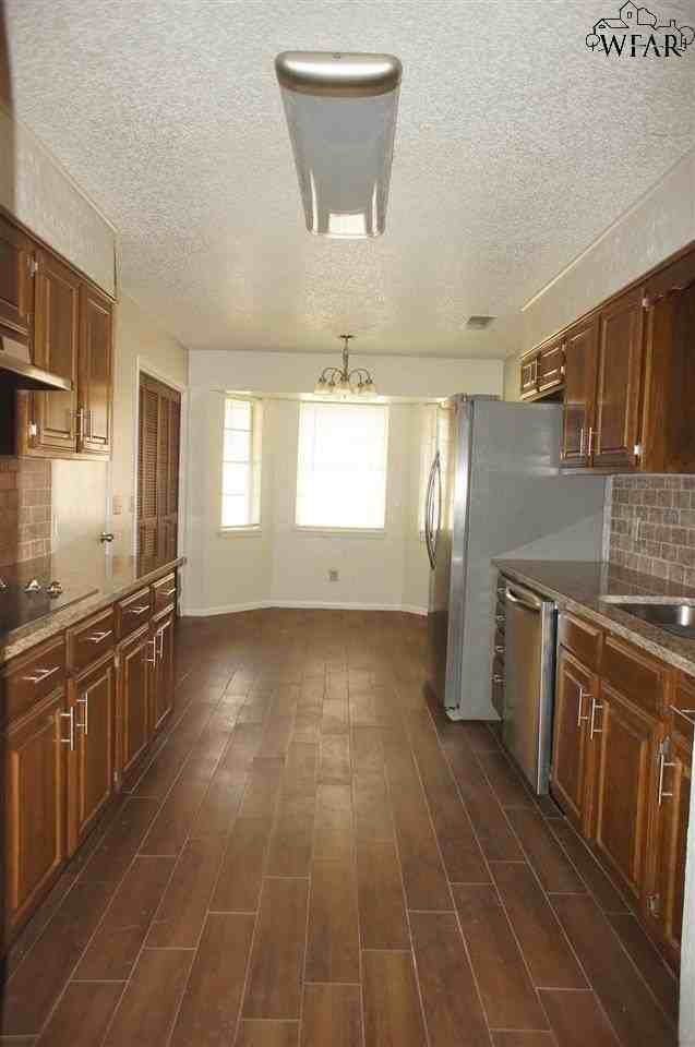 4613 Spring Shadow Dr - Photo 6 of 17