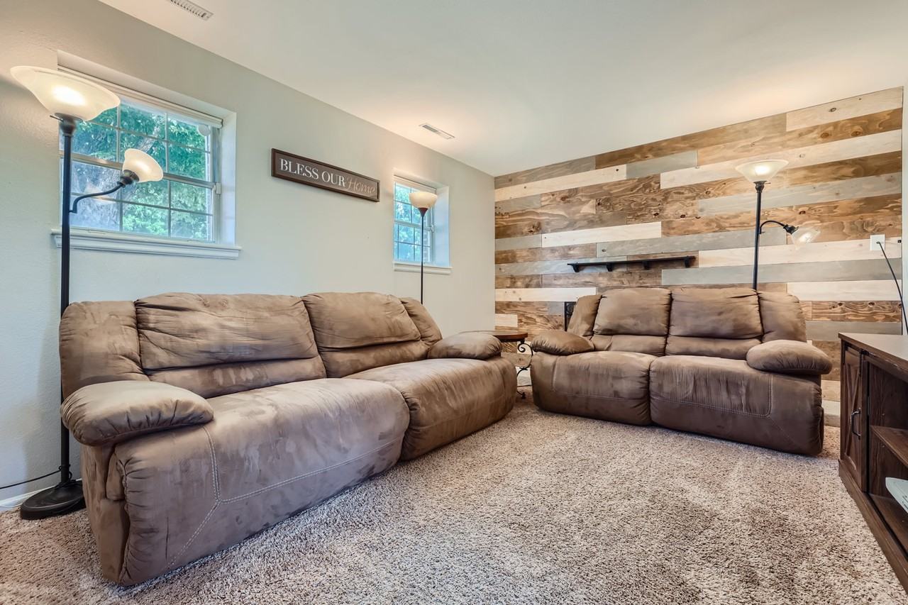 2632 Prescott Cir W #1 - Photo 2 of 11