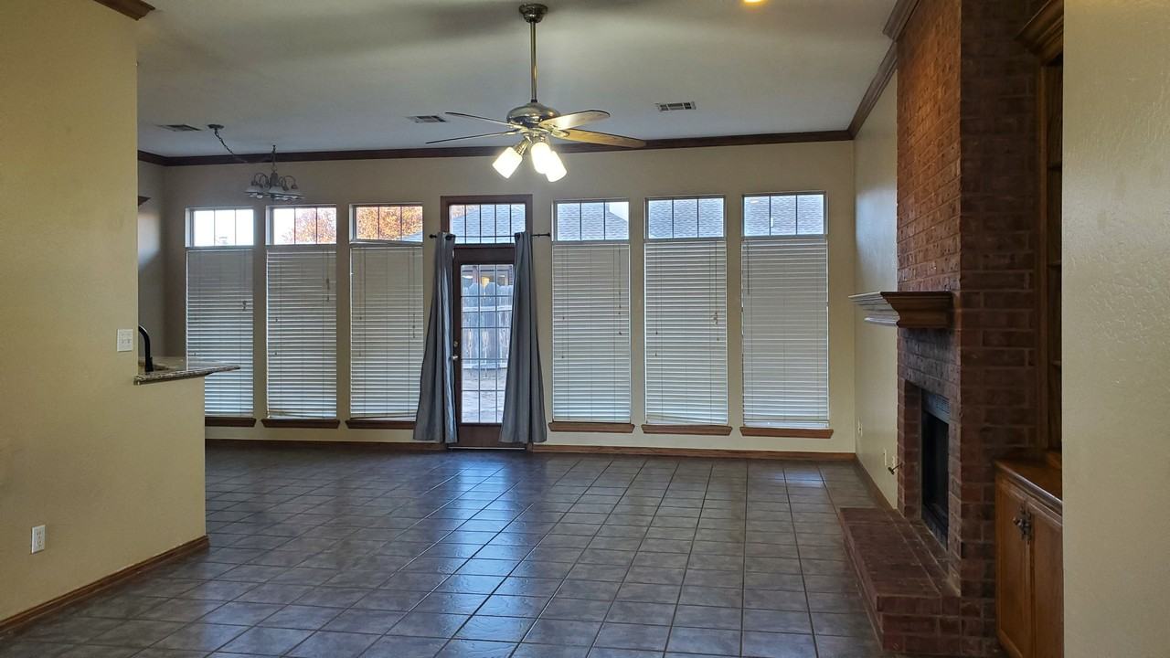 4208 Stonewall Ct #1 - Photo 3 of 46