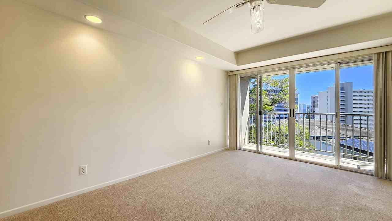 949 Prospect St #311 - Photo 4 of 26