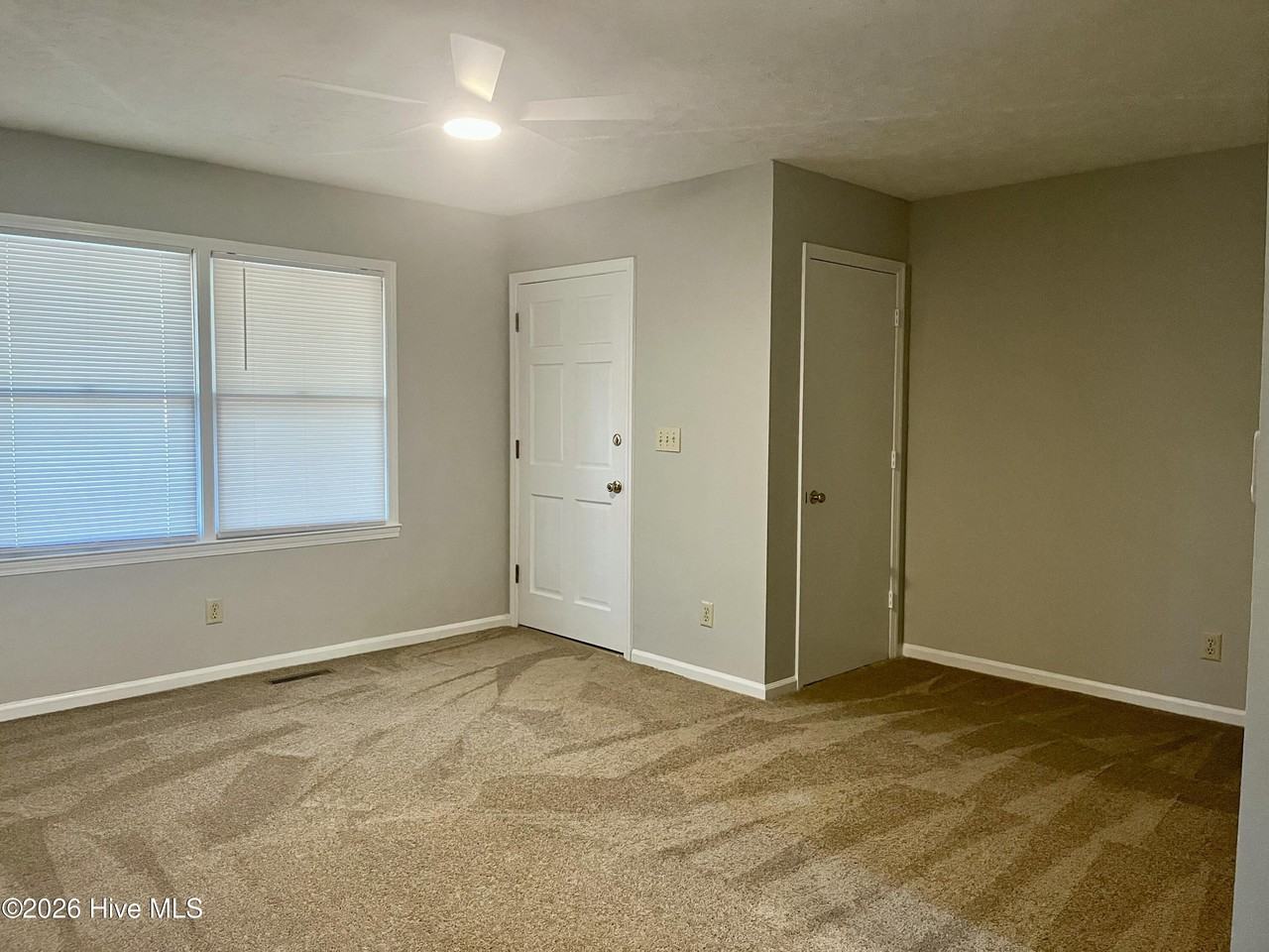 609 Longleaf Rd - Photo 4 of 20