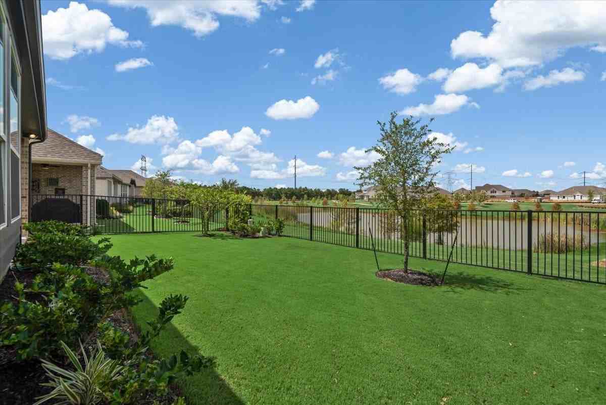 21706 Meridian Duskywing Dr - Photo 3 of 32
