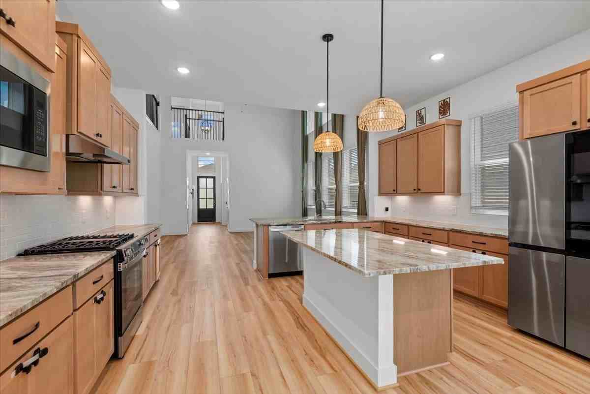 21706 Meridian Duskywing Dr - Photo 4 of 32