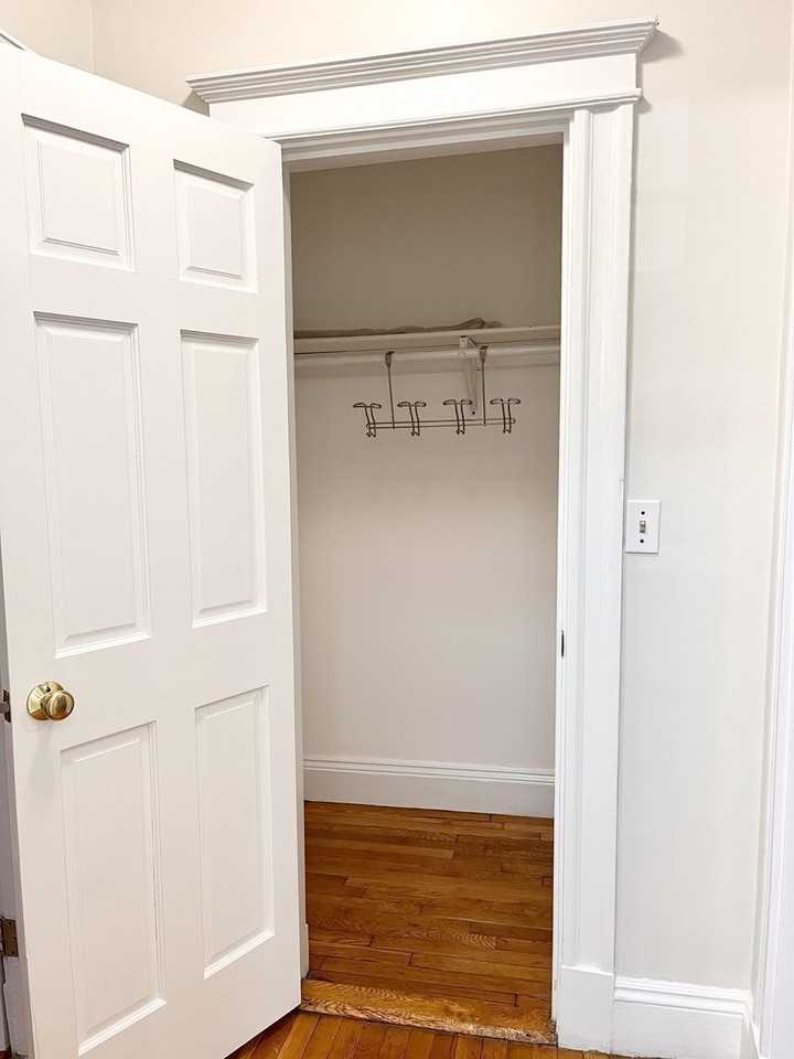 854 Massachusetts Ave - Photo 7 of 10
