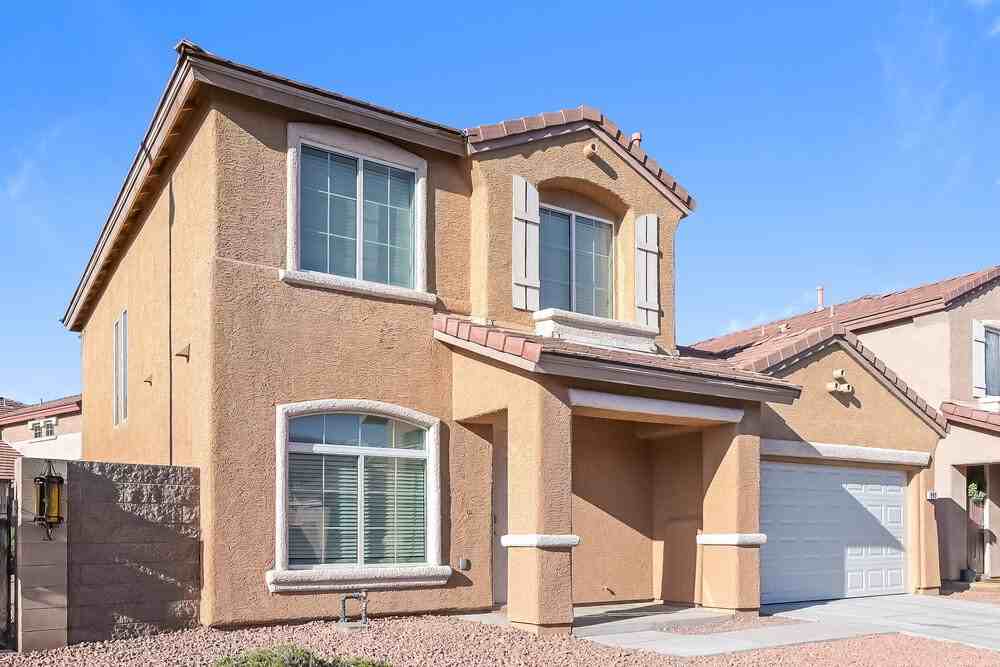 992 White Glacier Ave - Photo 4 of 17