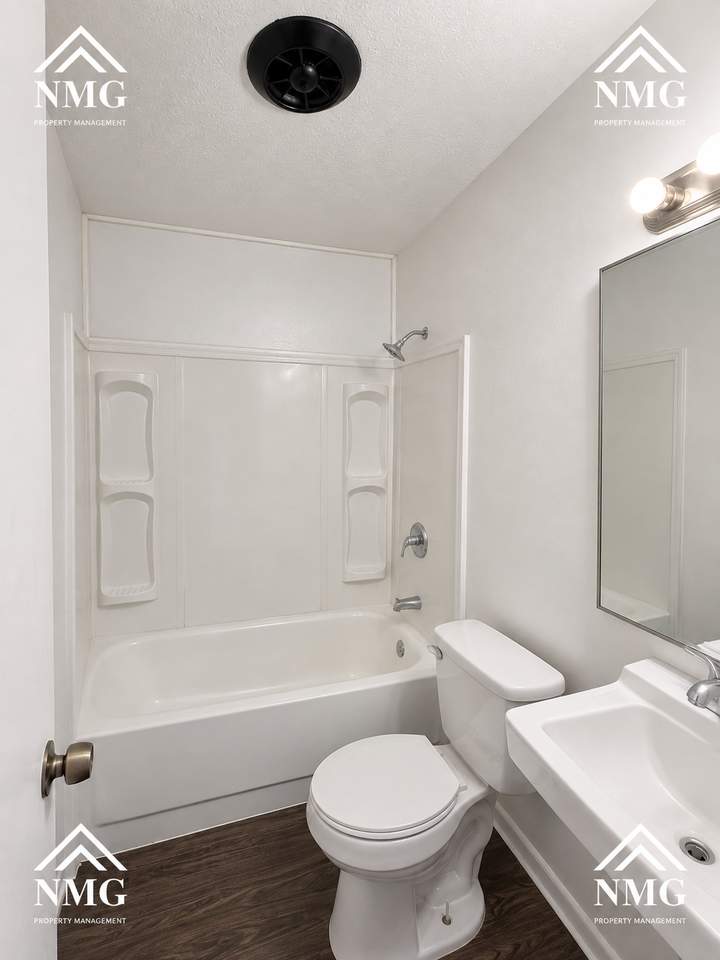 1069 Brookley St #1 - Photo 4 of 14