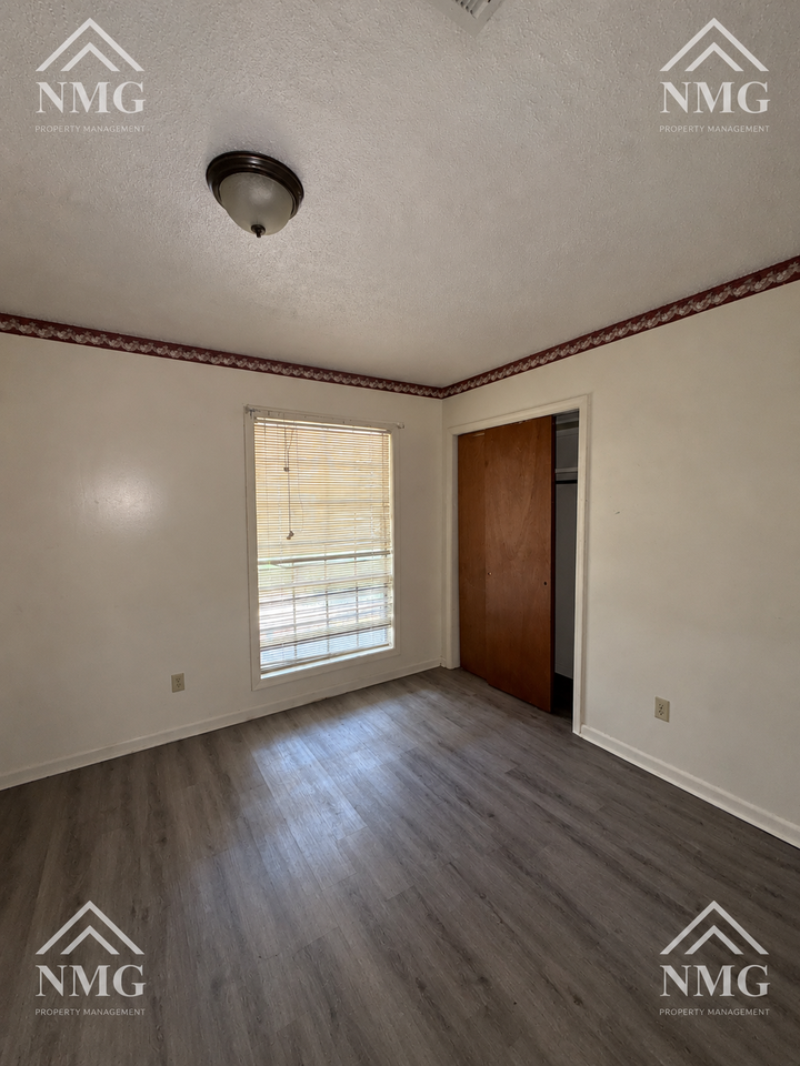 3153 Ponderosa Dr #1 - Photo 3 of 16