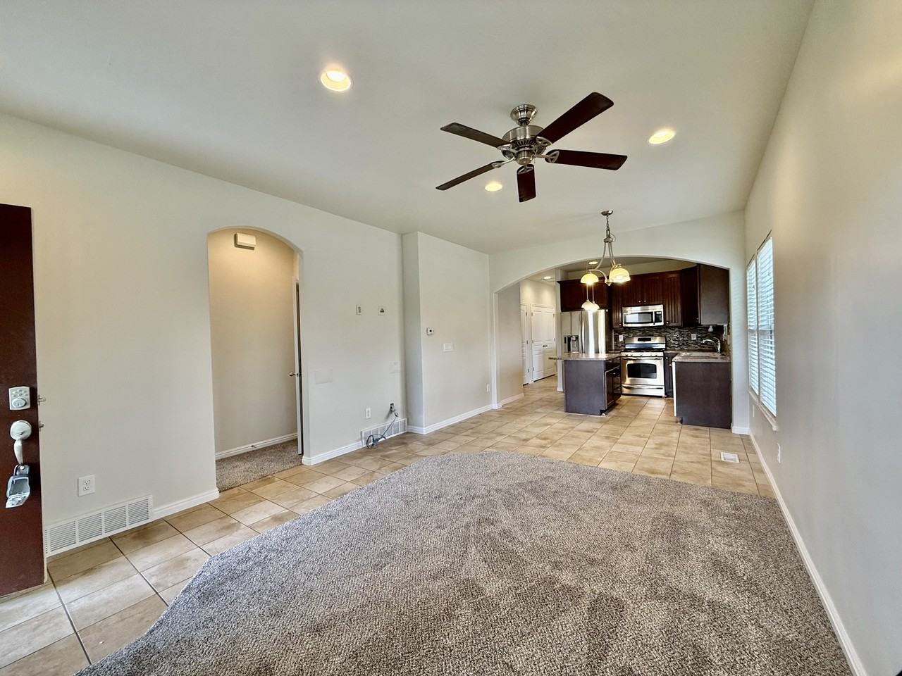 10753 S Topview Rd #1 - Photo 4 of 31