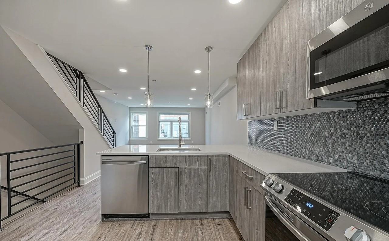 1702 N Gratz St #2 - Photo 3 of 12