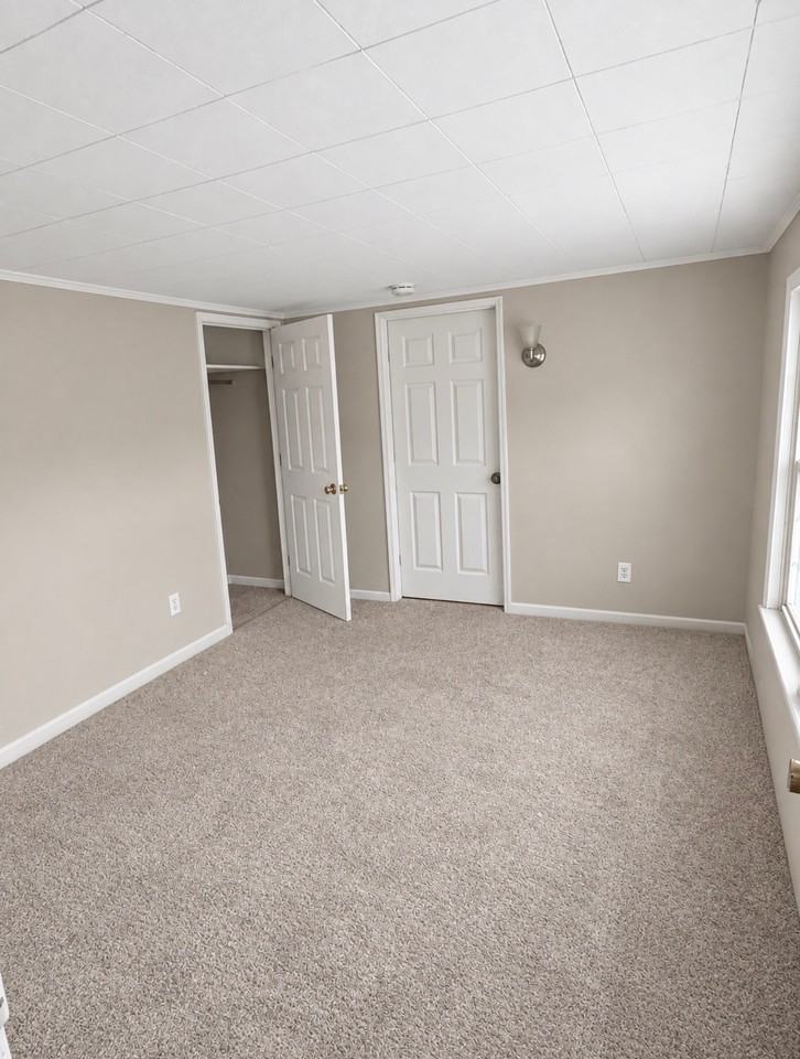 1233 W Monroe St - Photo 6 of 8