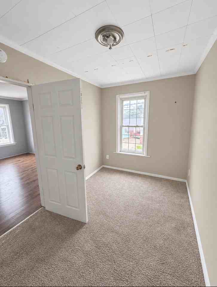 1233 W Monroe St - Photo 7 of 8
